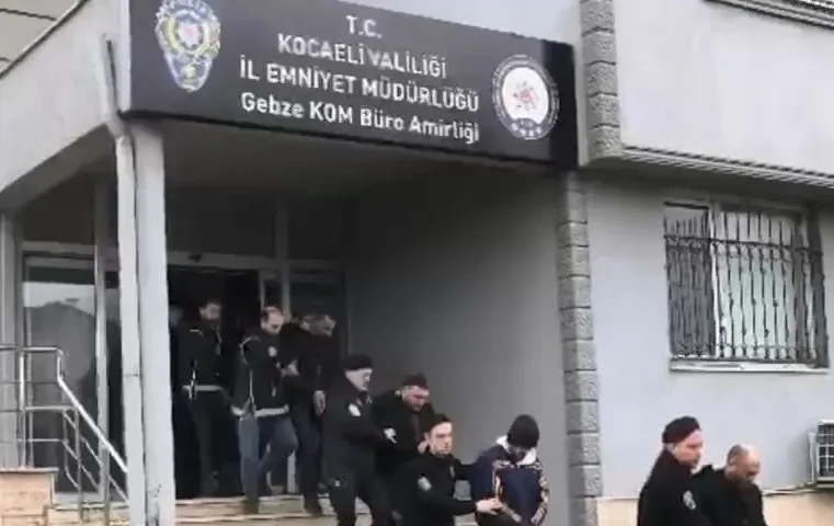Hem kaçırdılar, hem dövdüler, hem de tedavi ettirip tekrar kaçırdılar!
