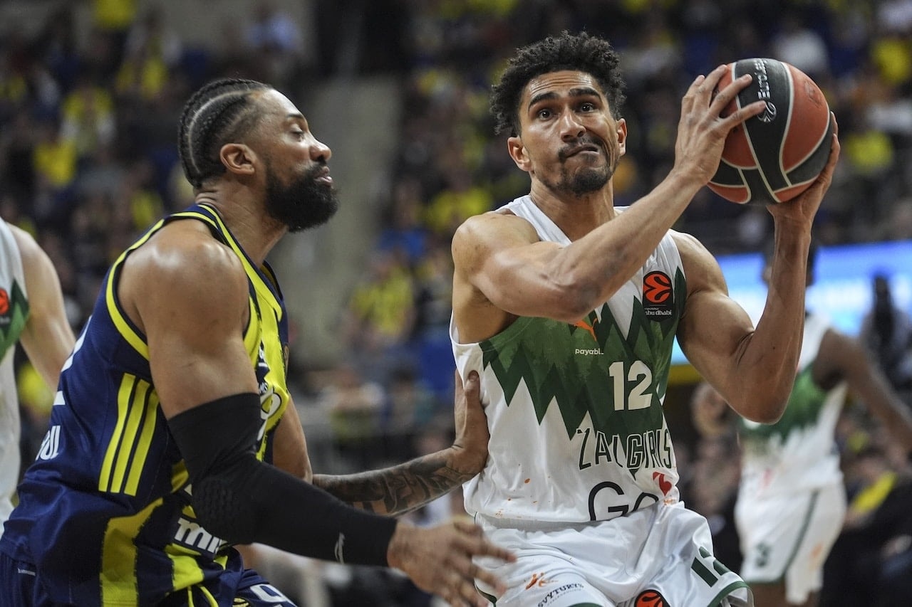Fenerbahçe evinde Zalgris’e mağlup oldu