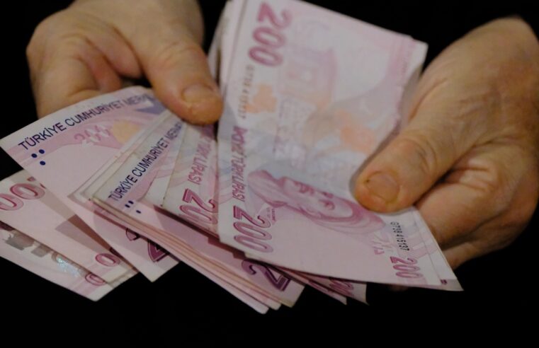 Cumhuriyet tarihinde eşi benzeri görülmedi: 3 milyon kişiye birden para cezası geliyor