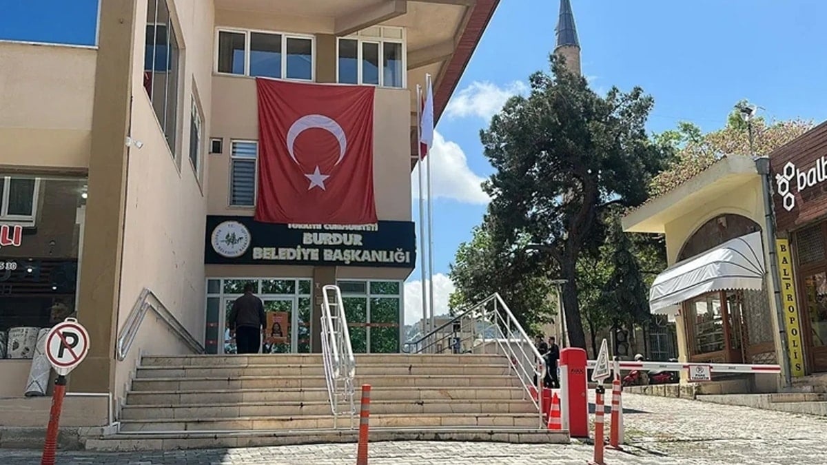 CHP’li belediye başkanına hapis istemi