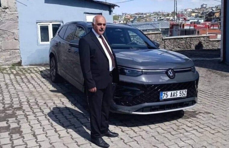 Lükste başbakanı sollayan AKP’li