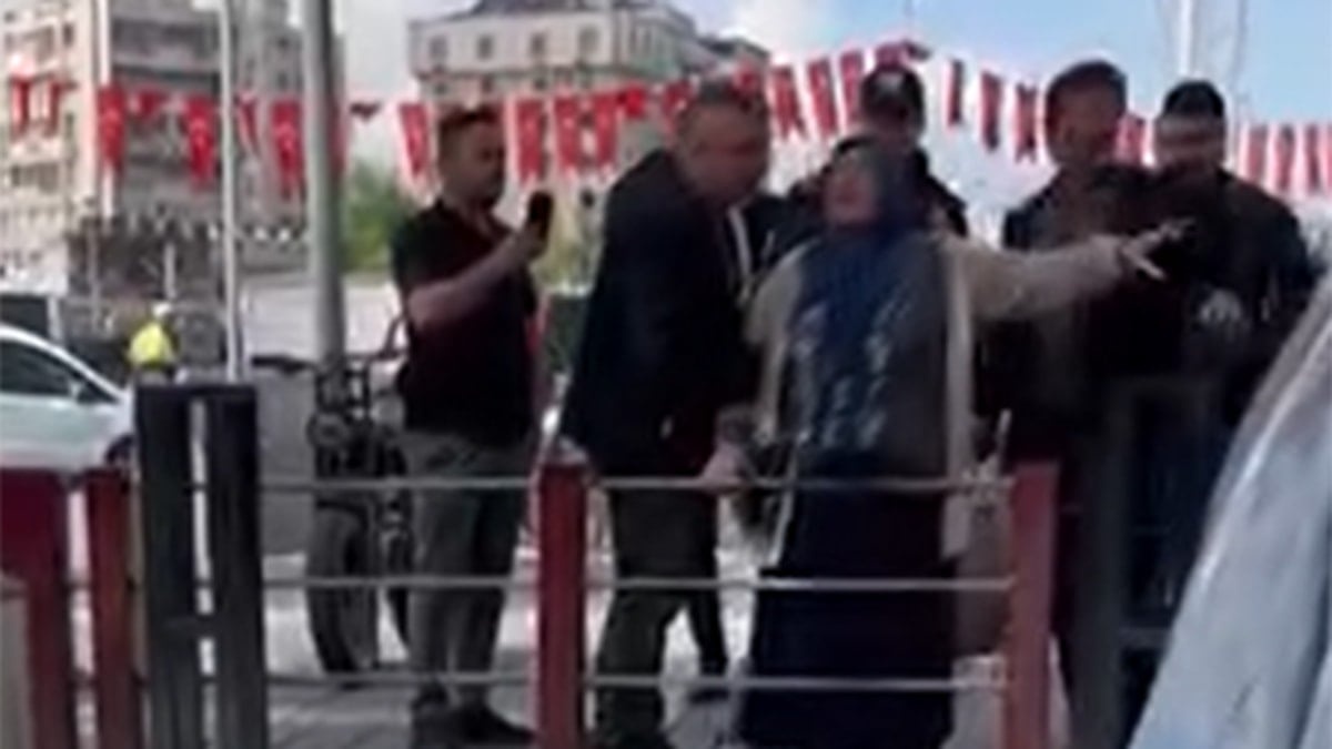 ‘Biz açız’ feryadı bayramlaşmaya damga vurdu
