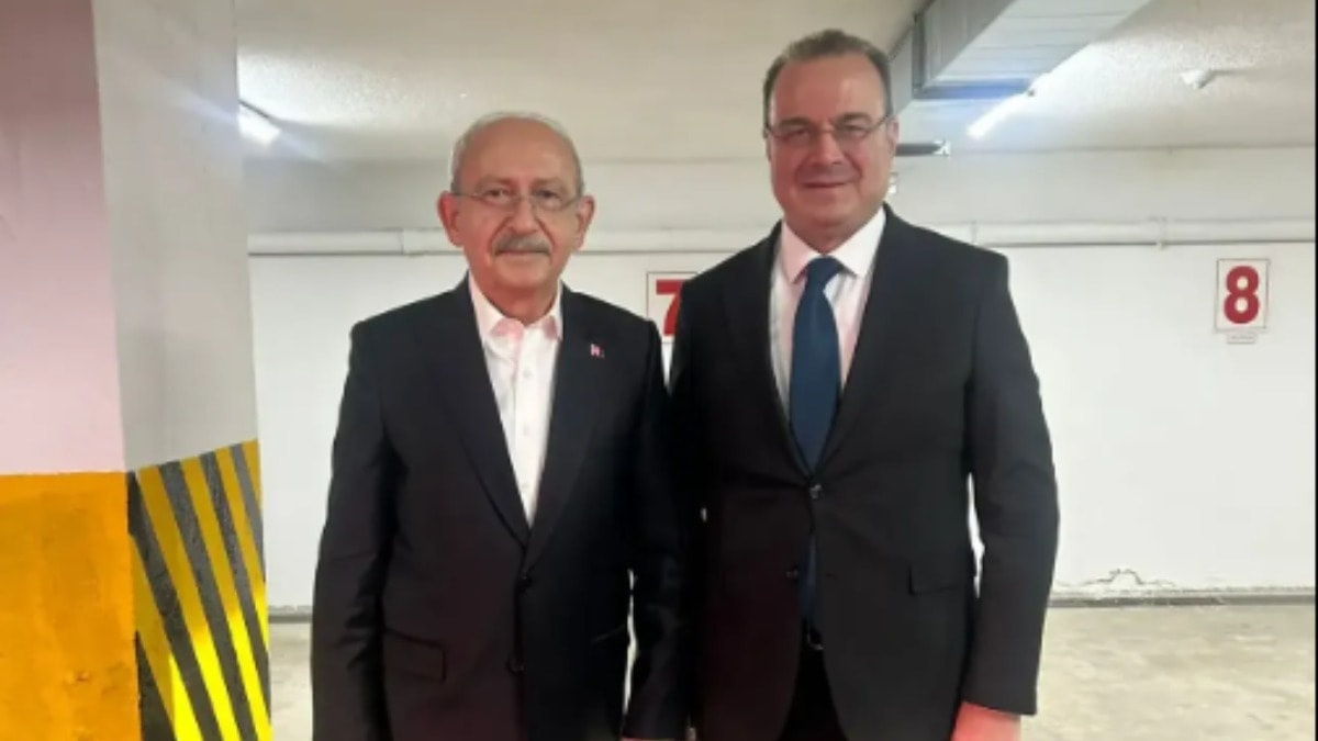 Kılıçdaroğlu’nun yanından ayırmadığı AKP’li gazeteciden Kılıçdaroğlu’nun hoşuna gitmeyecek itiraf