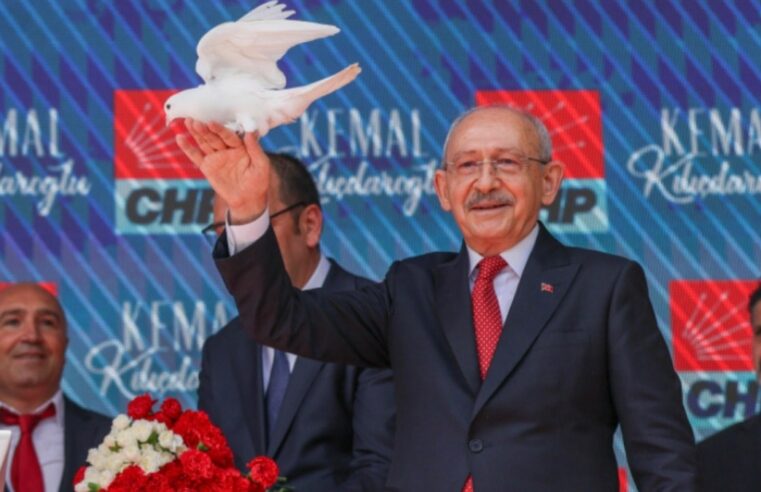 Kılıçdaroğlu’nun biyografi oyunu
