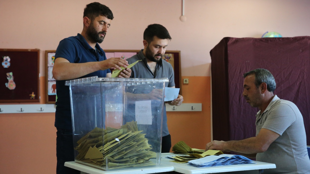 AKP ‘mini seçimleri’ böyle mi kazandı?