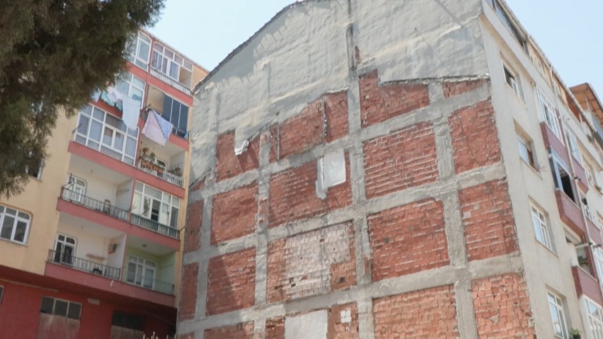 İstanbul’da faciaya davetiye! Mührü kırıp içeriye daldılar
