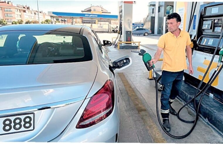 Motorin zammında kayış koptu