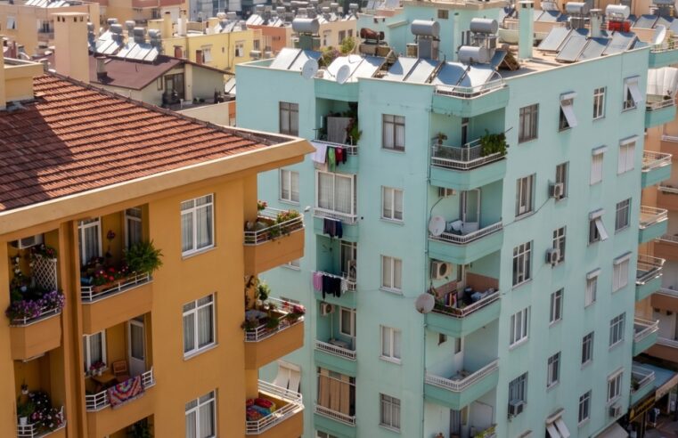 Evinde balkonu olanlar için karar verildi: Tek bir şikayetle yıkılacak