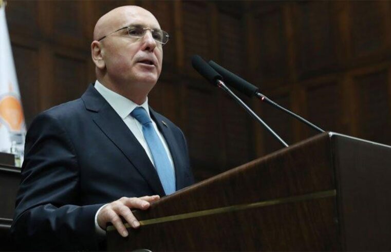 AKP’Li vekilin yanlış maili Meclis’i karıştırdı