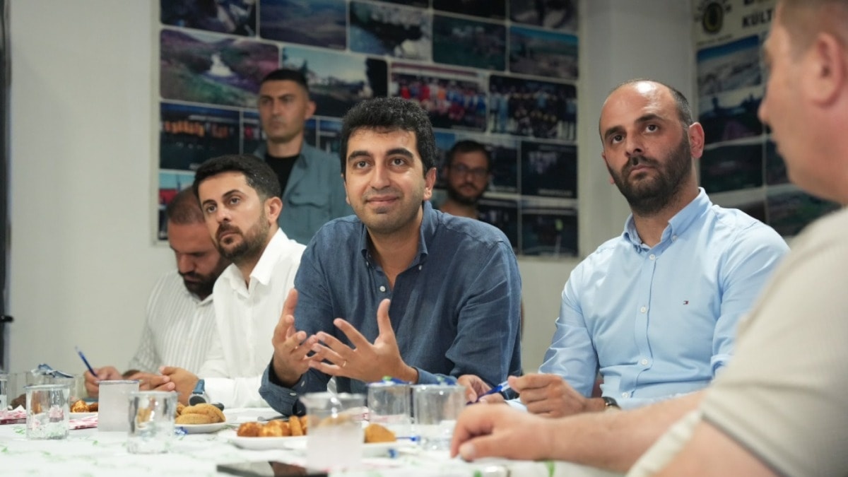 AKP’ye geçmeye hazırlanan CHP’li belediye başkanı ikna turuna çıktı: Halktan tokat gibi yanıtlar aldı