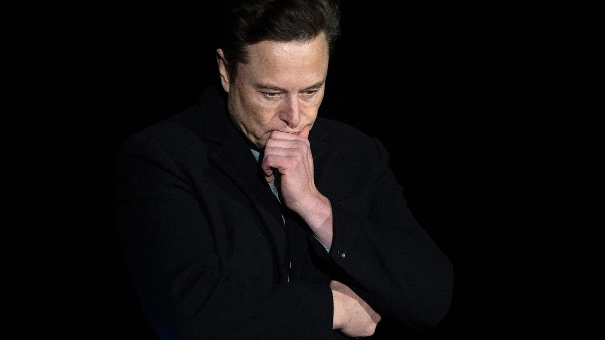 Elon Musk’ın şirketi yarı yarıya değer kaybetti
