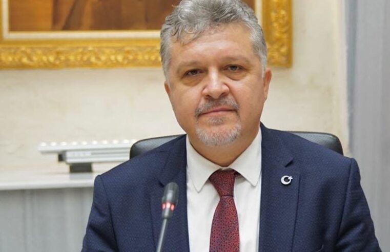 Bir CHP’li belediye başkanı daha istifa etti