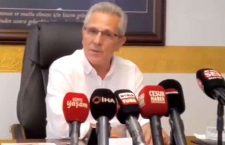 CHP’de sular durulmuyor: Bir belediye başkanı daha istifa etti