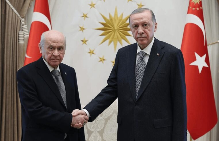 Bahçeli’nin çıkışının ardından iktidardan sürpriz hamle! Seçim sistemi değişiyor